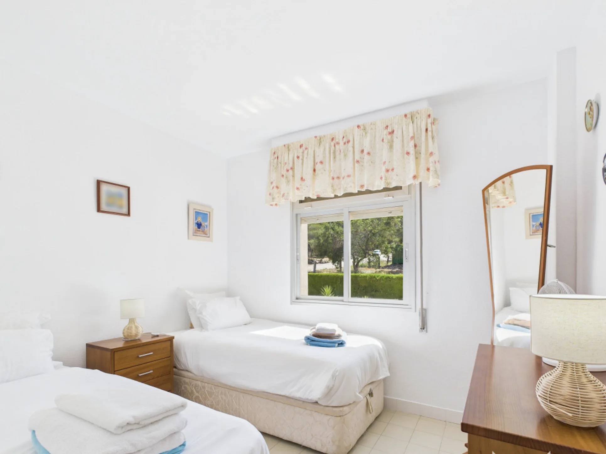 BL1808 Bedroom 2 b