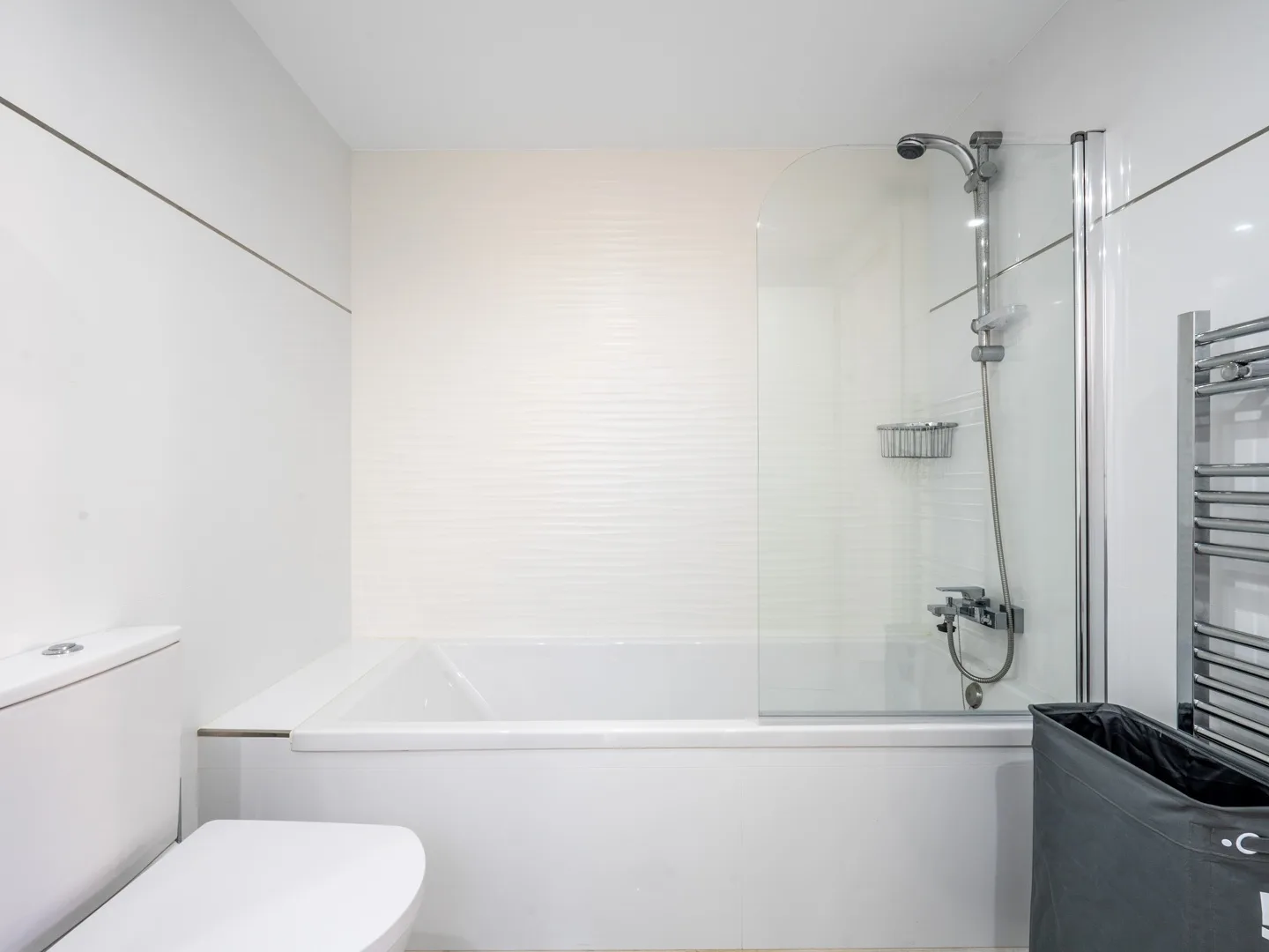 LNII 2 Bathroom 1 a
