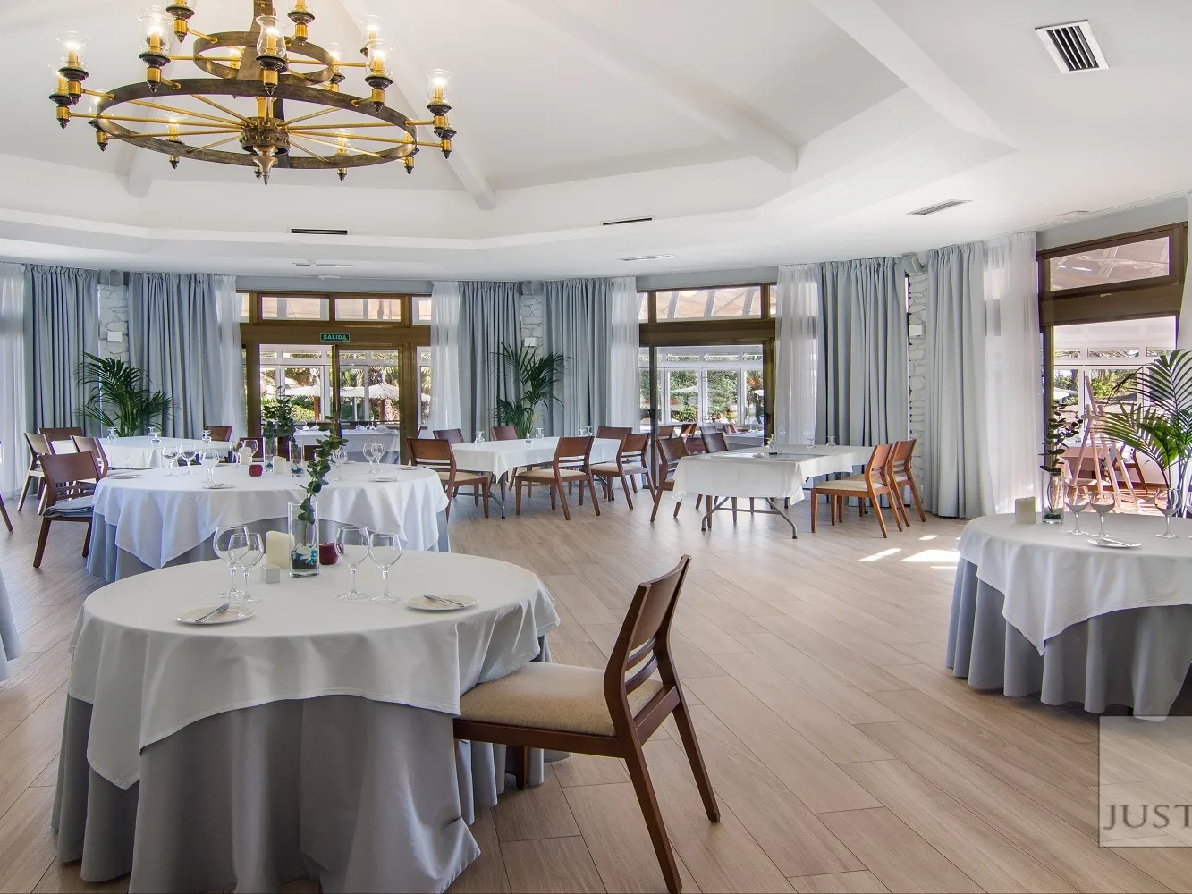La Quinta Restaurant 1938x1000 mtime20180503153817